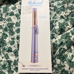 conair cordless Curling iron :)